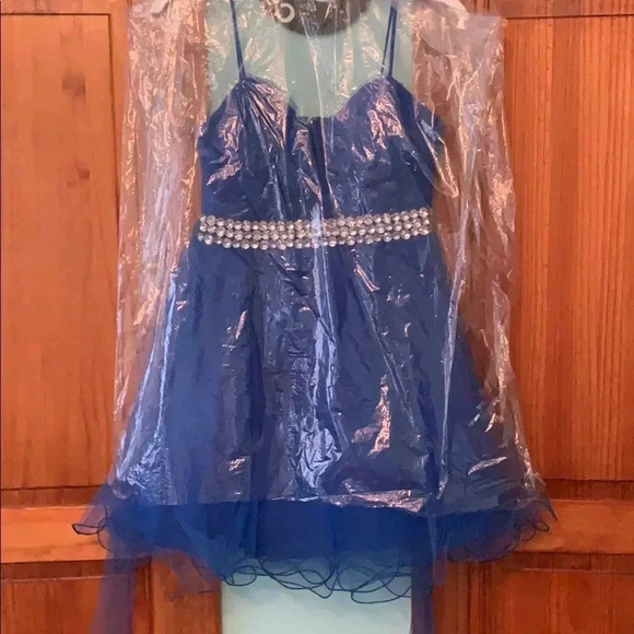 CITY STUDIO Blue Short Tulle Prom/Formal Dress 3 - Picture 2 of 8